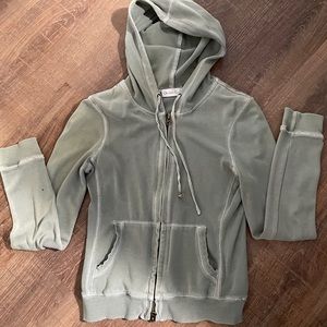 Light weight hoodie